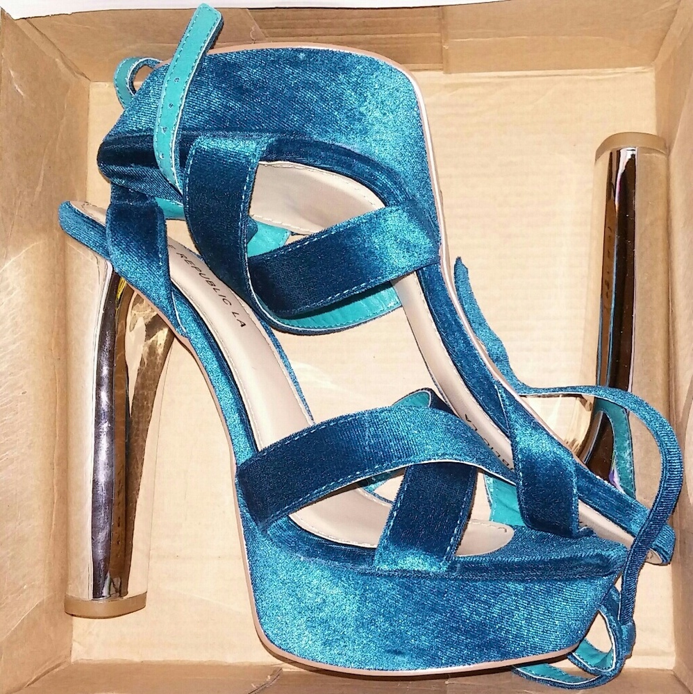 Teal Heels